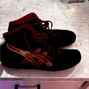 Asics aggressor wrestling shoes #1- national champ Troy Letters signed wrestling